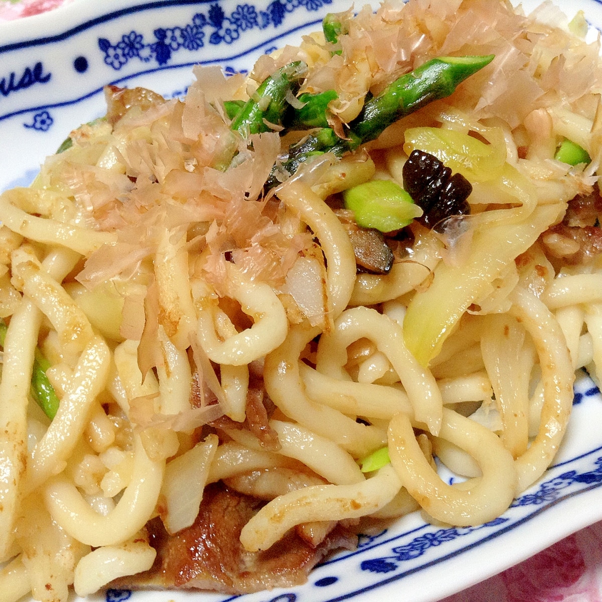 キューちゃん入り 焼きうどん レシピ 作り方 By やなママ 楽天レシピ キューちゃん入り 焼きうどん レシピ 作り方 By やなママ 楽天レシピ
